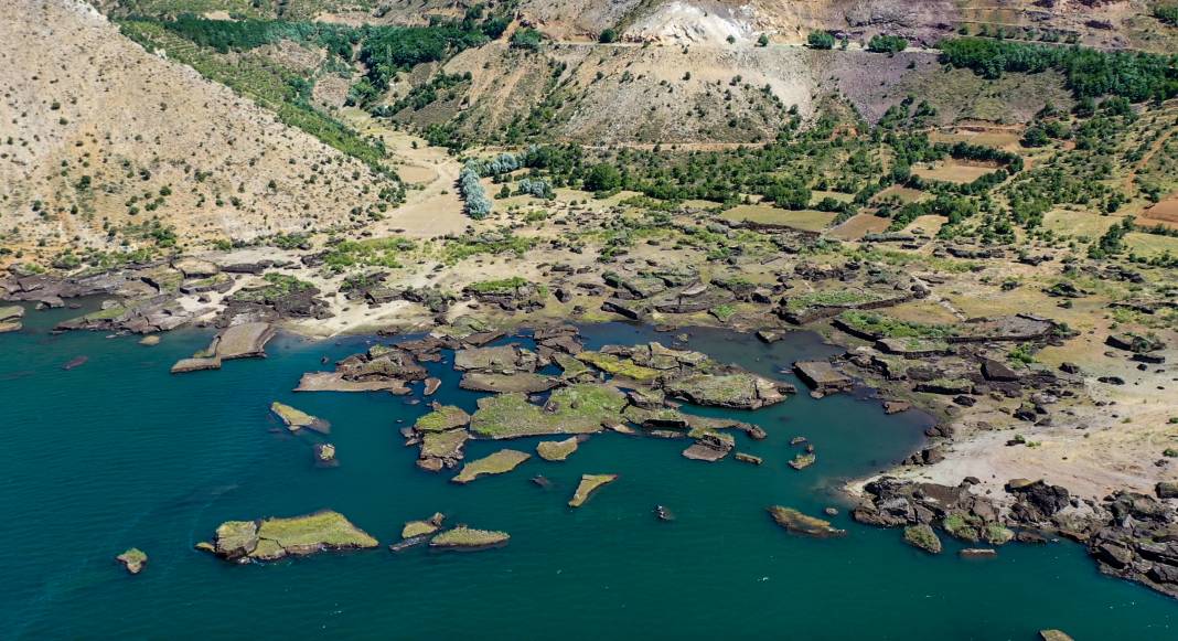 Binlerce yıldır sırrı çözülemiyor! O ilimizin adaları yüzüyor: Dünyanın her yerinden turist yağacak 3